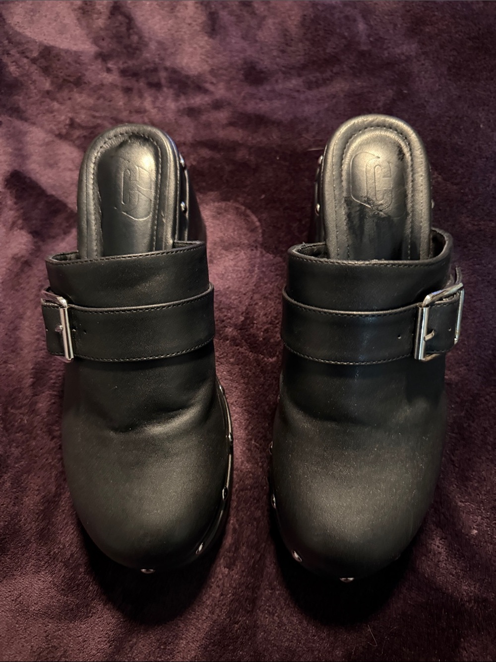 Source Unknown Black Buckle Mule Clogs - Women's Slip-On